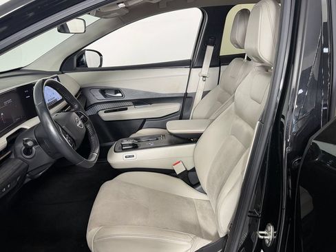 Used 2023 Nissan Ariya FWD image 20