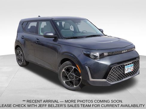 Used 2023 Kia Soul EX image 1
