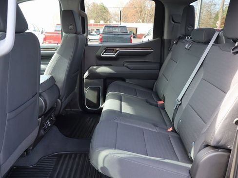 Used 2022 Chevrolet Silverado 1500 RST image 17