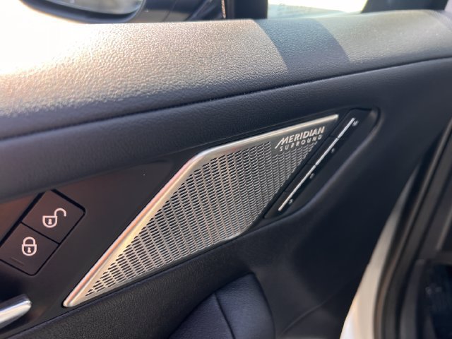 Used 2020 Jaguar I-PACE SE AWD/4WD image 12