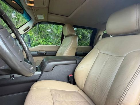 Used 2011 Ford F350 Lariat w/ Lariat Ultimate Pkg AWD/4WD image 15