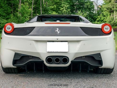 Used 2015 Ferrari 458 Spider RWD image 19