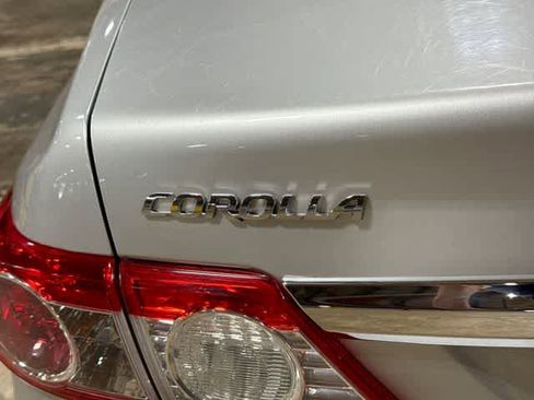 Used 2012 Toyota Corolla LE FWD image 22