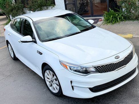 Used 2018 Kia Optima EX FWD image 1