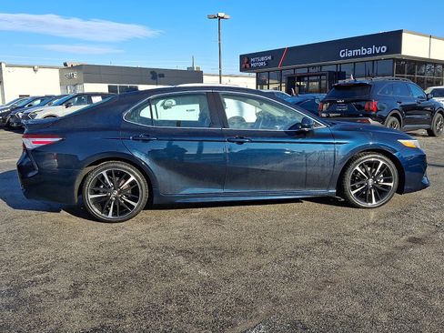 Used 2020 Toyota Camry XSE image 8