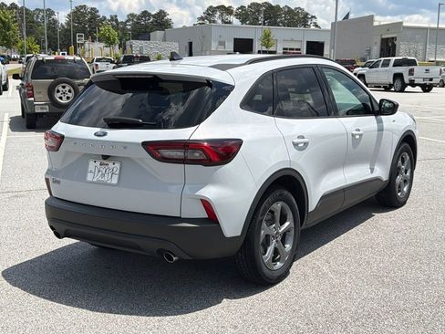Used 2025 Ford Escape ST-Line FWD image 7