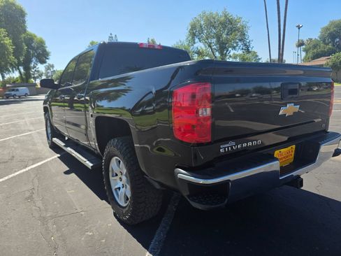 Used 2018 Chevrolet Silverado 1500 LT w/ All Star Edition RWD image 10