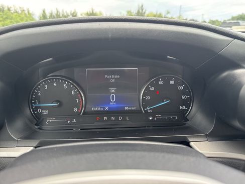 Used 2021 Ford Explorer XLT w/ Equipment Group 202A RWD image 18