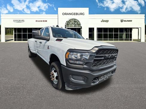 Used 2023 RAM 3500 Tradesman AWD/4WD image 2