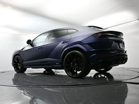 Used 2024 Lamborghini Urus S image 47