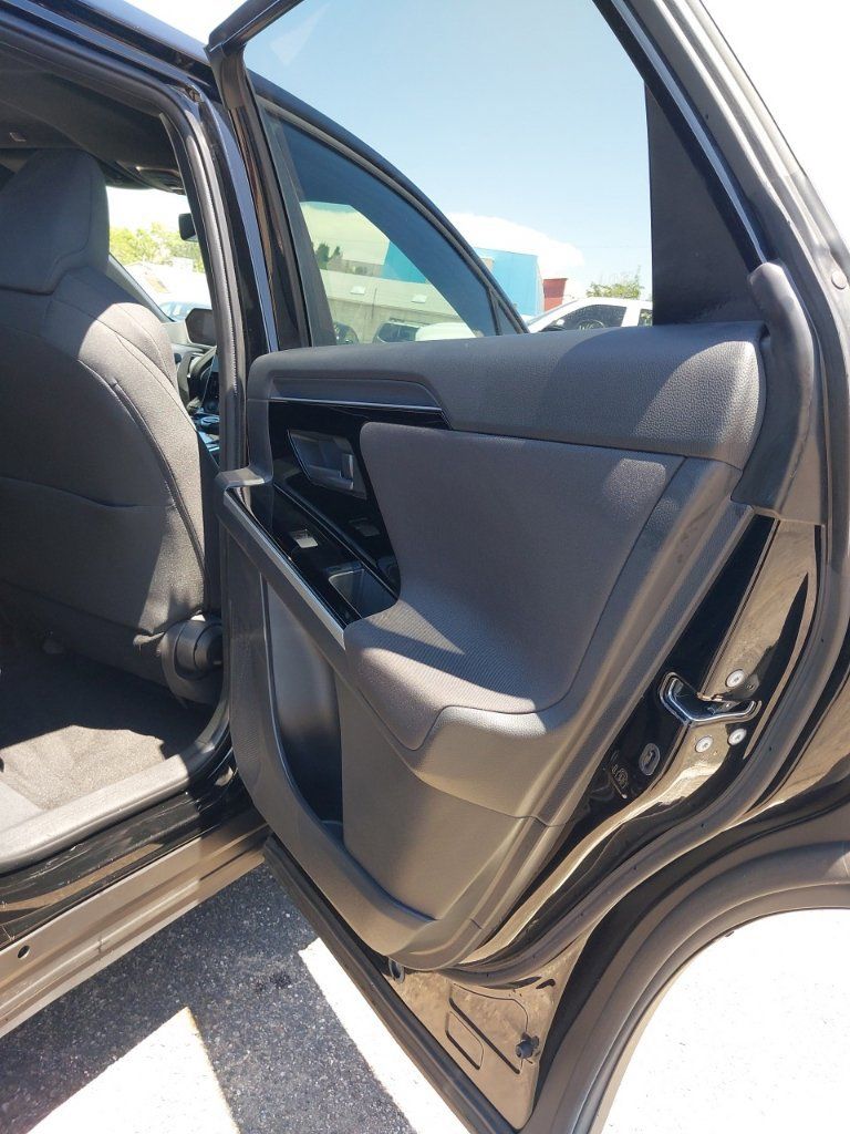 Used 2023 Subaru Solterra AWD image 10