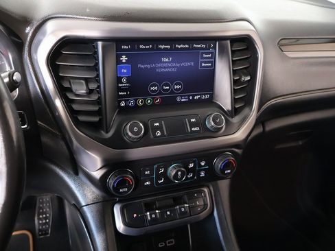 Used 2022 GMC Acadia AT4 w/ Technology Package image 5