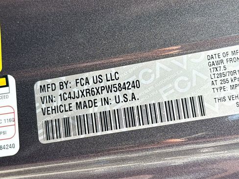 Used 2023 Jeep Wrangler Unlimited Rubicon 4xe w/ Cold Weather Group AWD/4WD image 36