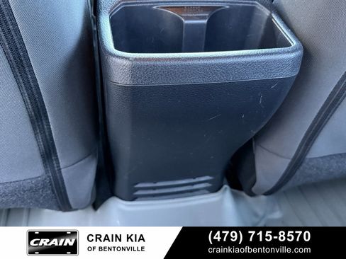 Used 2017 Toyota Tacoma SR image 28