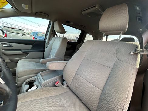 Used 2015 Honda Odyssey EX image 15