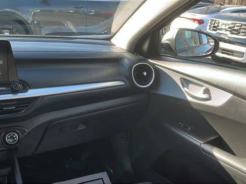 Used 2023 Kia Forte LXS image 22