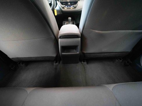 Used 2020 Toyota Corolla LE FWD image 22