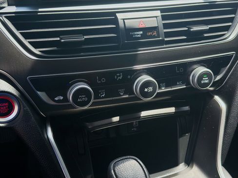 Used 2020 Honda Accord LX image 14