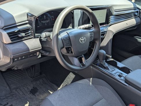 Used 2026 Toyota Camry LE FWD image 14