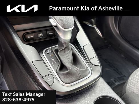 Used 2020 Kia Soul LX image 28