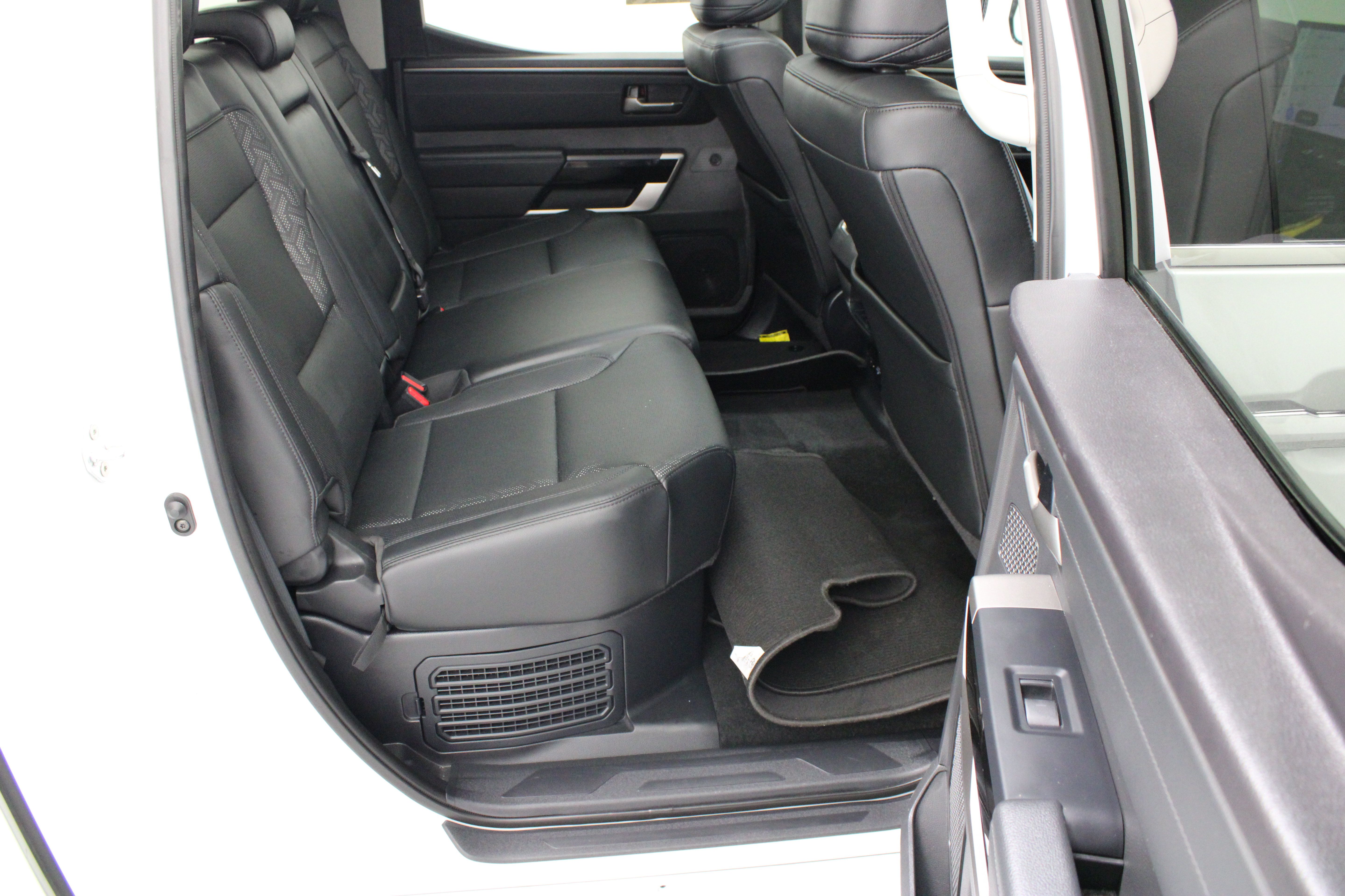 Used 2024 Toyota Tundra Limited w/ Power Package AWD/4WD image 37