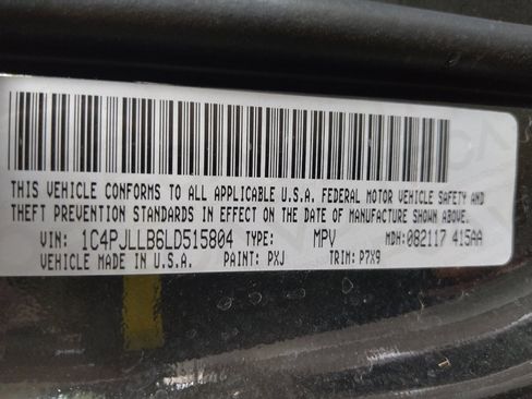 Used 2020 Jeep Cherokee Latitude Plus w/ Travel & Safety Group FWD image 33