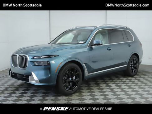 New 2026 BMW X7 xDrive40i w/ Premium Package image 1