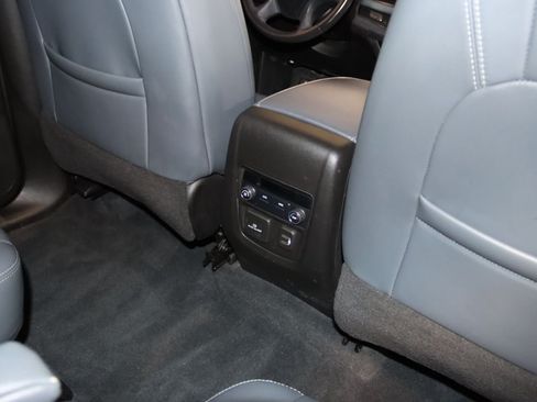 Used 2021 Buick Enclave Essence w/ Sound and Sites Package AWD/4WD image 66