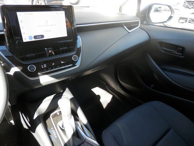 Used 2026 Toyota Corolla LE FWD image 24