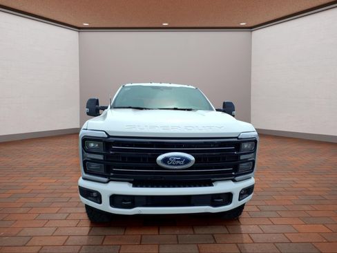 Used 2026 Ford F350 Platinum w/ Tremor Off-Road Package AWD/4WD image 3