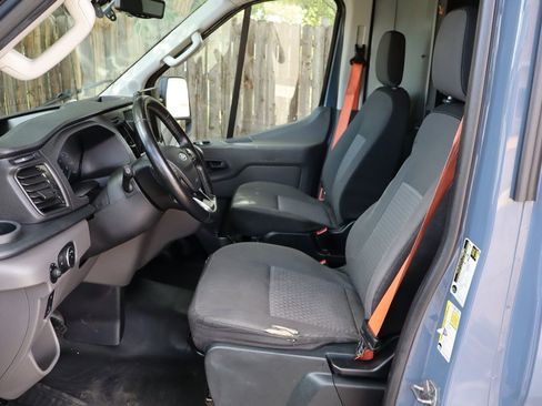 Used 2022 Ford Transit 250 148 High Roof Extended AWD w/ Parcel Delivery Package image 20