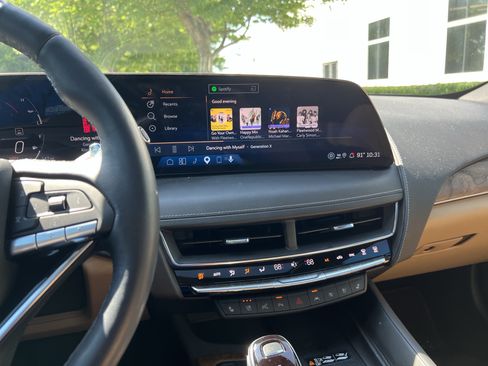 Used 2025 Cadillac CT5 Premium Luxury w/ Technology Package AWD/4WD image 18