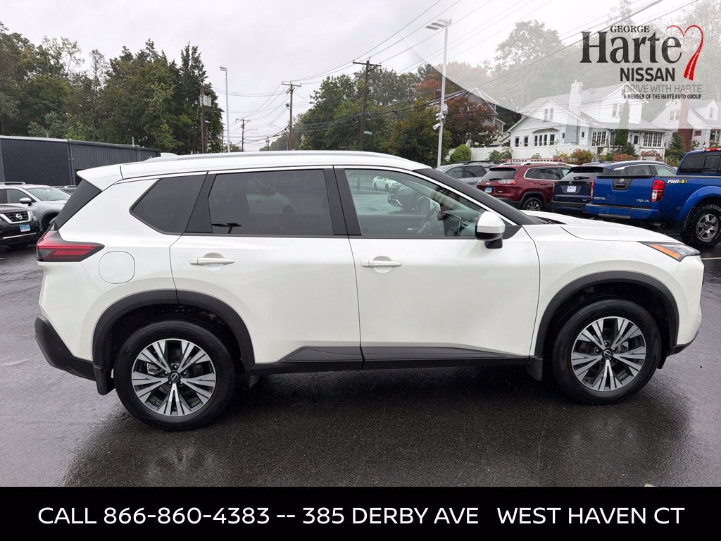 Certified 2023 Nissan Rogue SV w/ SV Premium B Package AWD/4WD image 4
