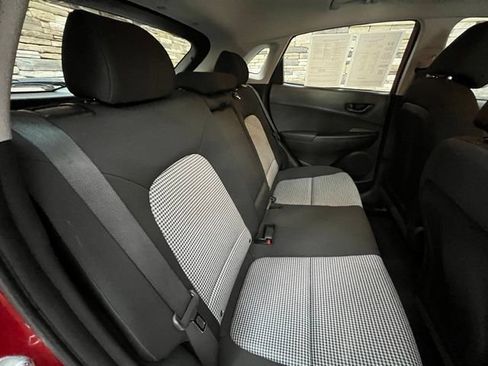 Used 2022 Hyundai Kona SE AWD/4WD image 33