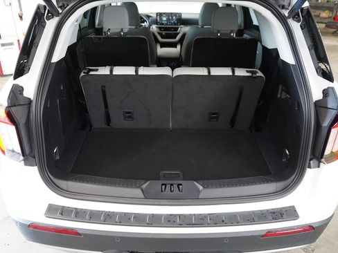 New 2026 Ford Explorer Active w/ Active Comfort Package RWD image 26
