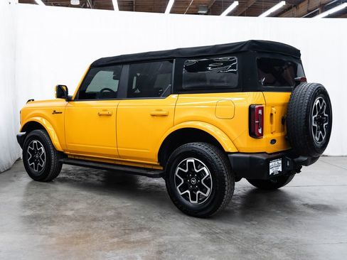 Used 2022 Ford Bronco Outer Banks image 4