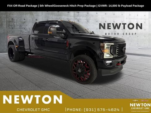 Used 2022 Ford F350 Platinum AWD/4WD image 1