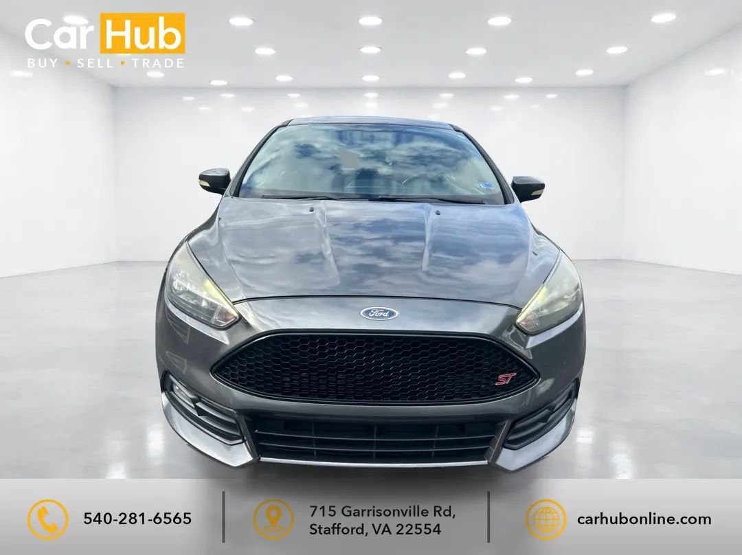 Used 2016 Ford Focus ST FWD image 2