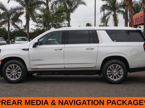 Used 2021 GMC Yukon XL SLT w/ SLT Premium Package AWD/4WD image 5