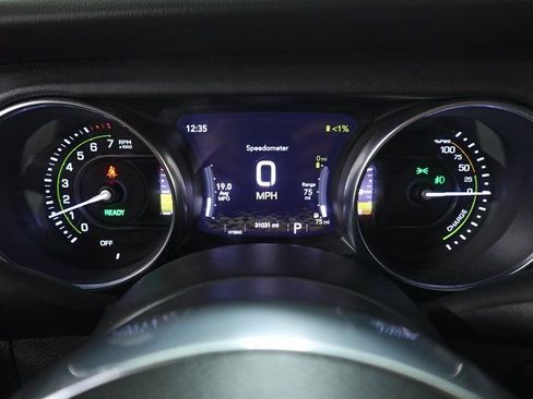 Used 2023 Jeep Wrangler Unlimited Sahara image 15