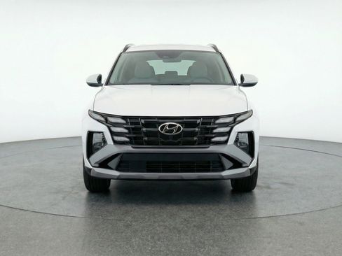 Used 2025 Hyundai Tucson SEL image 2