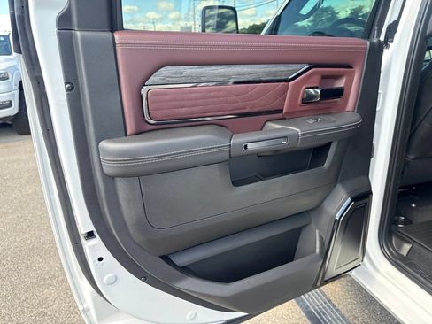 New 2026 RAM 2500 Limited AWD/4WD image 23