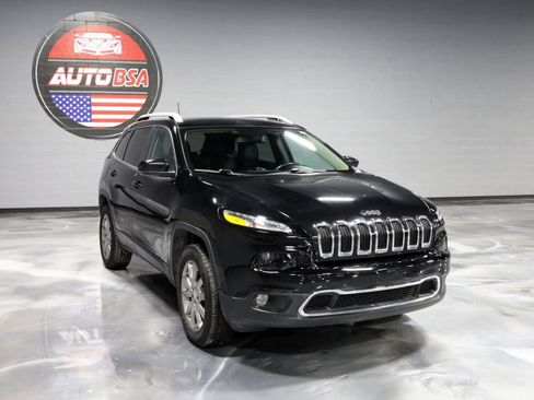 Used 2018 Jeep Cherokee Limited AWD/4WD image 1
