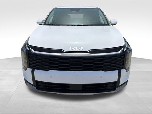 New 2026 Kia Sportage LX FWD image 2