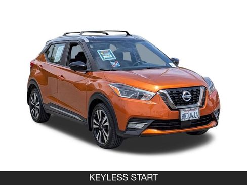Used 2020 Nissan Kicks SR FWD image 2
