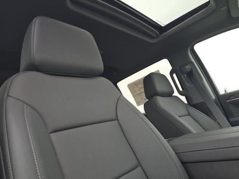 New 2026 Chevrolet Silverado 1500 LTZ w/ LTZ Premium Package image 17