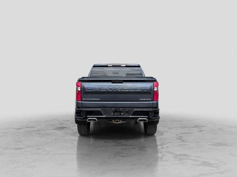 Used 2019 Chevrolet Silverado 1500 Custom Trail Boss AWD/4WD image 5