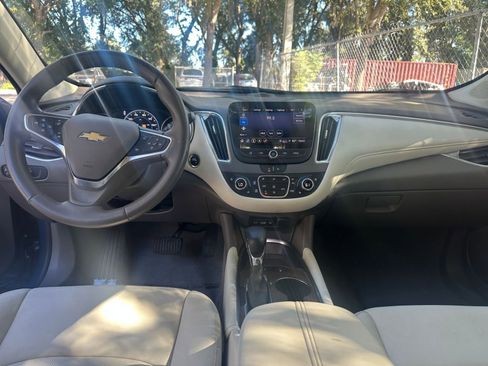Used 2024 Chevrolet Malibu LT image 27