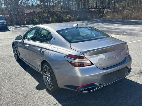 Used 2025 Genesis G70 2.5T image 7