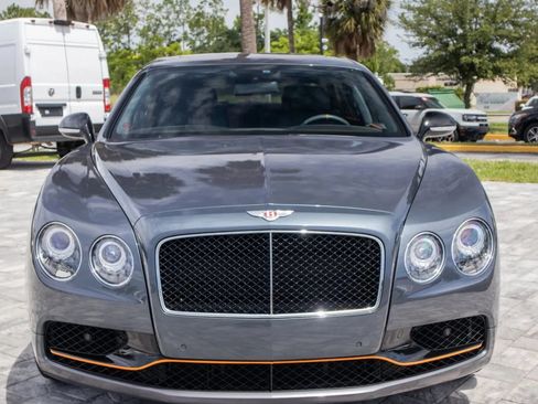 Used 2018 Bentley Flying Spur S V8 AWD/4WD image 2